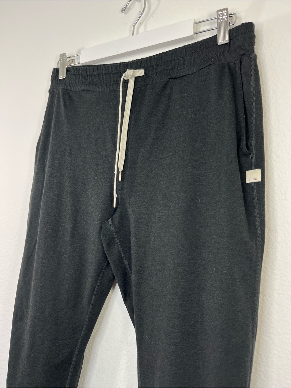 Vuori Performance Jogger Charcoal Heather style VW303 size Medium - Picture 3 of 8